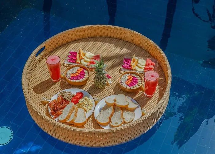 Paca - Rooftop, Outdoor Cinema & 2 Pools Overlooking Rice Fields * Canggu (Bali)