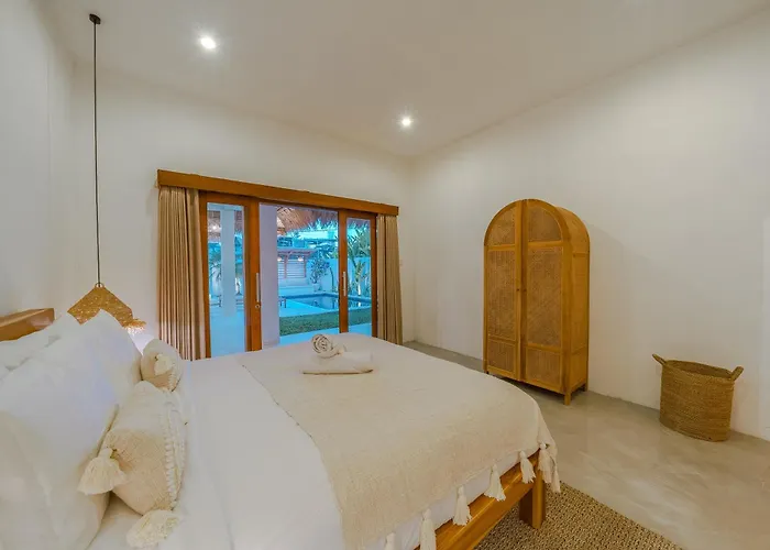 Villa Paca - Rooftop, Outdoor Cinema & 2 Pools Overlooking Rice Fields Canggu (Bali)