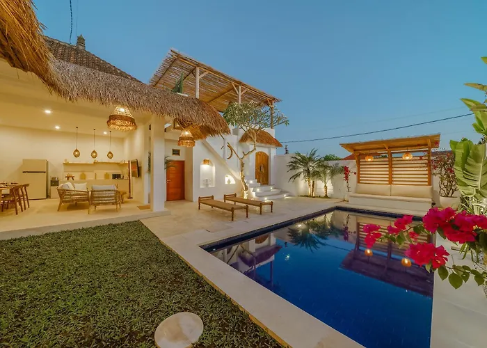 Villa Paca - Rooftop, Outdoor Cinema & 2 Pools Overlooking Rice Fields Canggu (Bali)