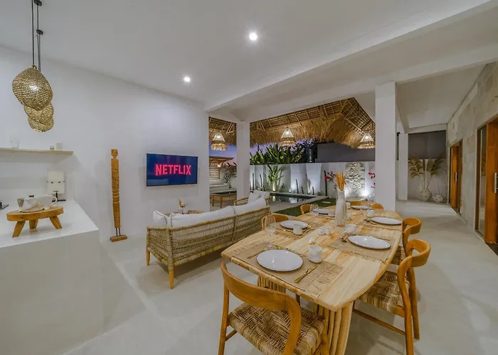 Paca - Rooftop, Outdoor Cinema & 2 Pools Overlooking Rice Fields * Canggu (Bali)