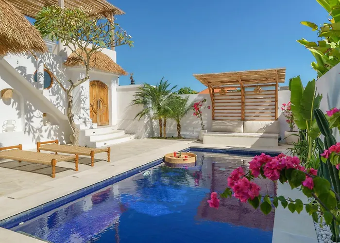 Villa Paca - Rooftop, Outdoor Cinema & 2 Pools Overlooking Rice Fields Canggu (Bali)